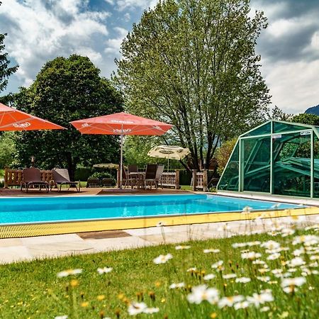 Sport & Familienhotel Baerenwirt Aich  Bagian luar foto
