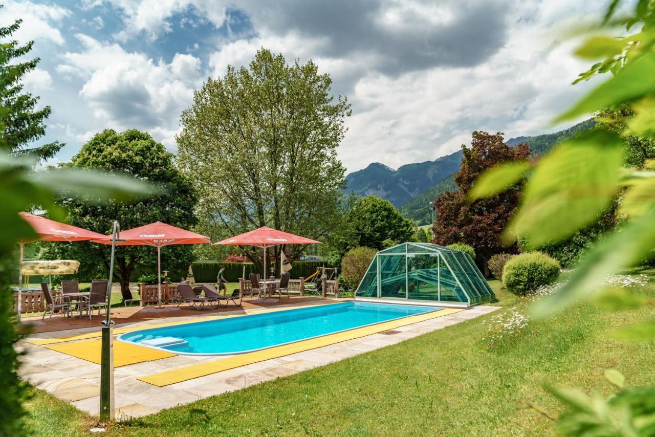 Sport & Familienhotel Baerenwirt Aich  Bagian luar foto