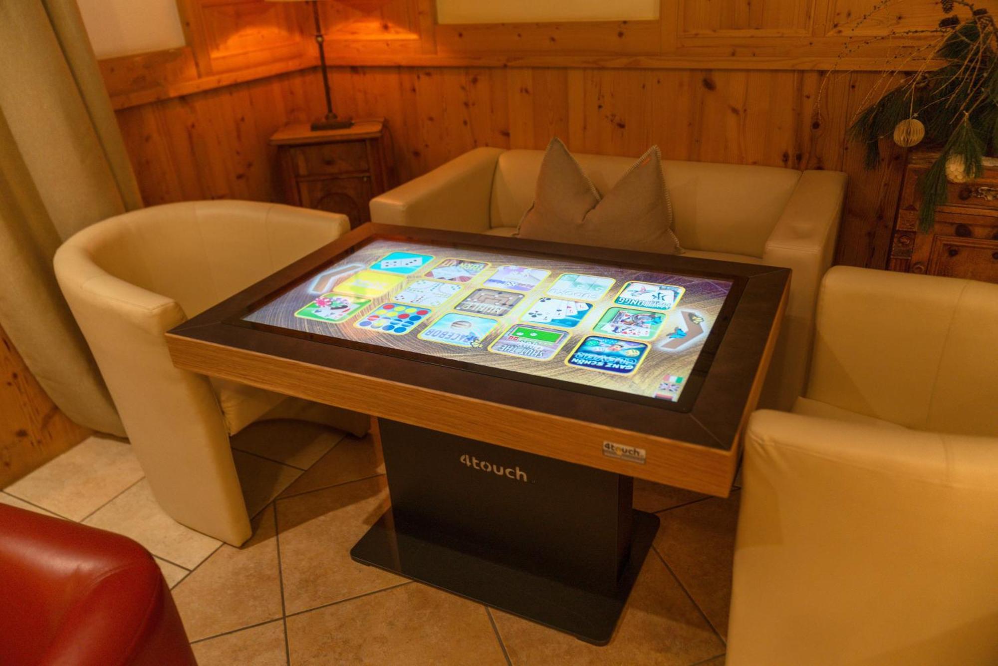 Sport & Familienhotel Baerenwirt Aich  Bagian luar foto