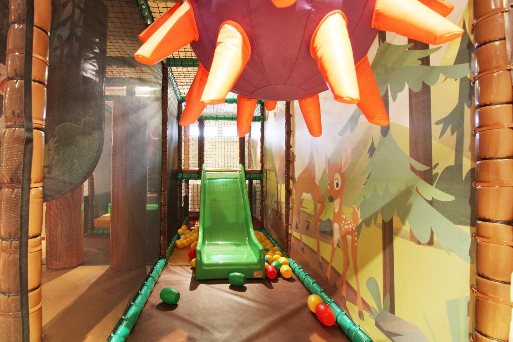 Sport & Familienhotel Baerenwirt Aich  Bagian luar foto